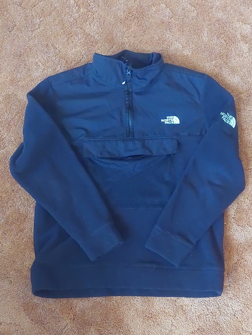 The North Face Men's Black Half-Zip Pullover